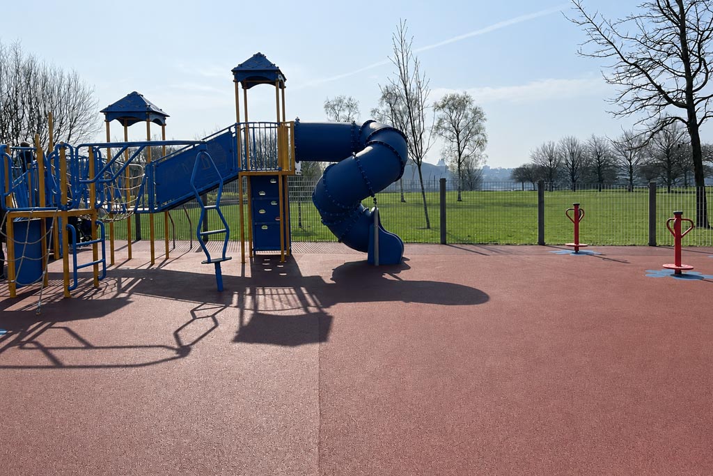Playground pressure washing in Sevenoaks Playground pressure washing in Sevenoaks